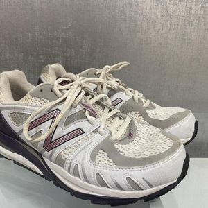 NEW BALANCE Womens 1540 Heritage Collection Shoes Sz 10.5 (W1540WP1) A363